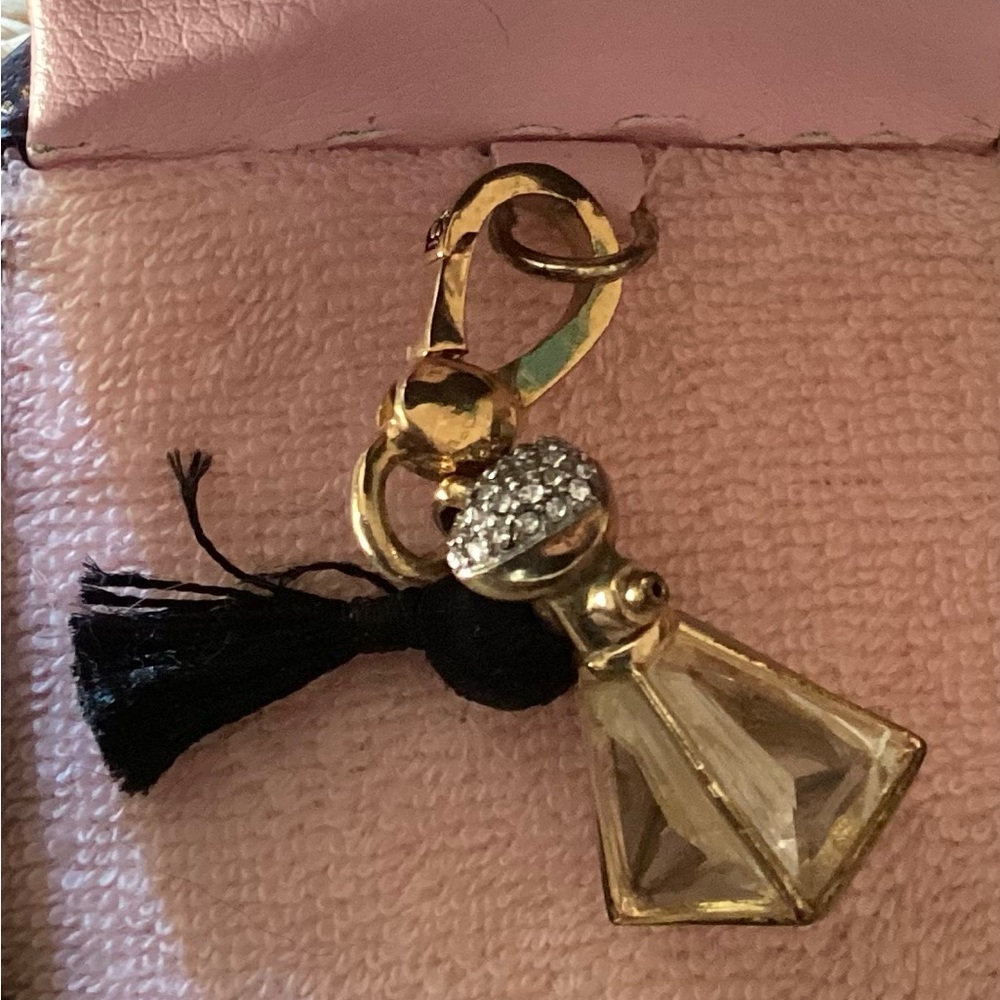 NIB Juicy couture retired perfume Atomizer charm with original Box